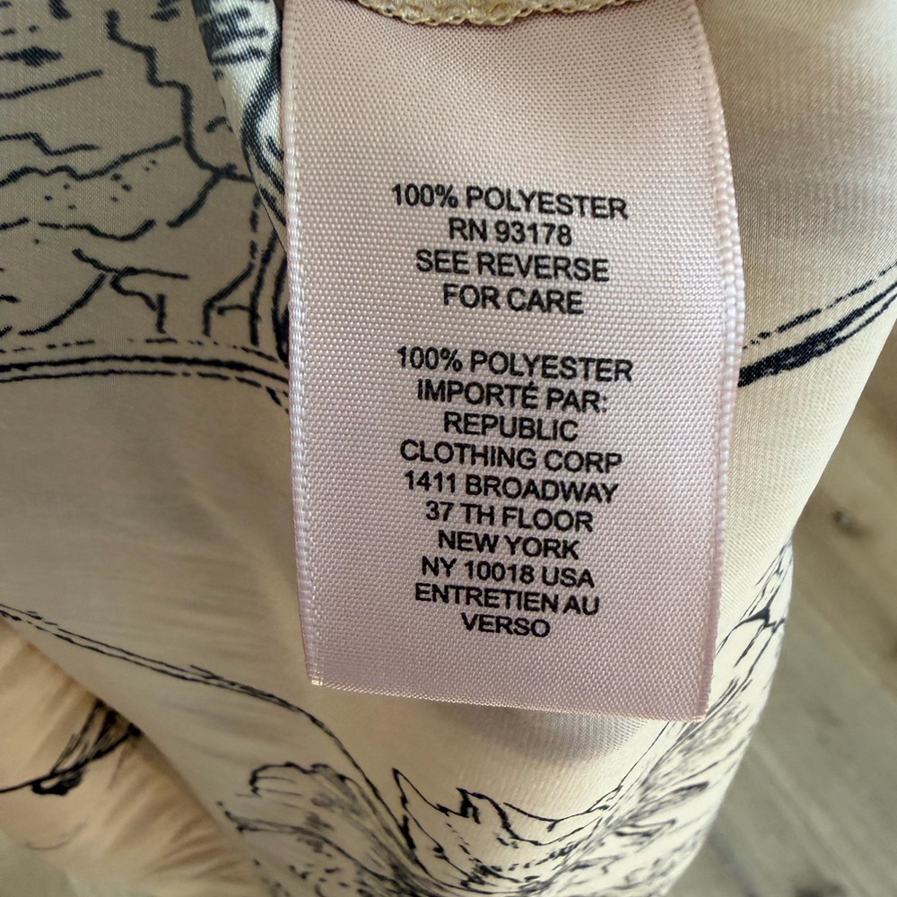 Philosophy Floral Print Ruffle Sleeve flowy Beige Top - Picture 3 of 5